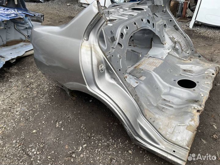 Крыло заднее правое, Nissan Almera (N16) 2000
