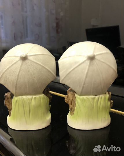 Две Фарфоровые статуэтки - дети