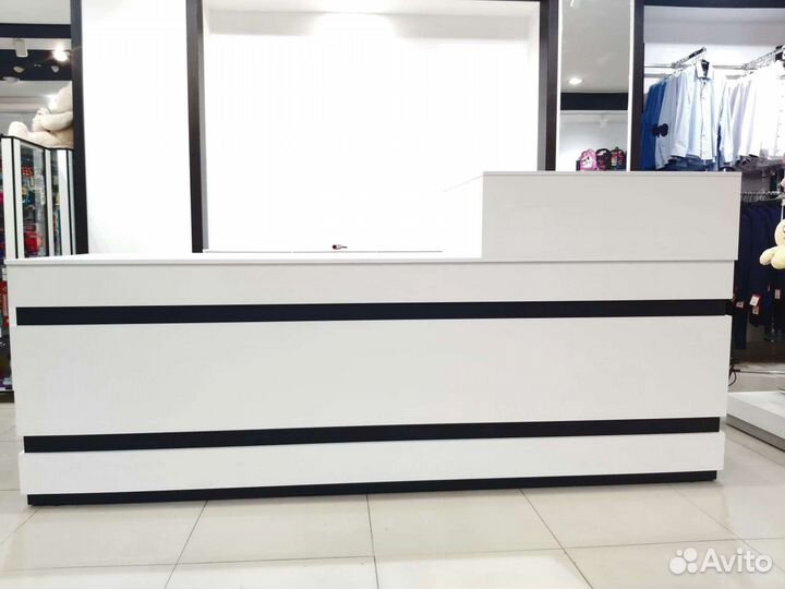Кассовый стол-прилавок, новый