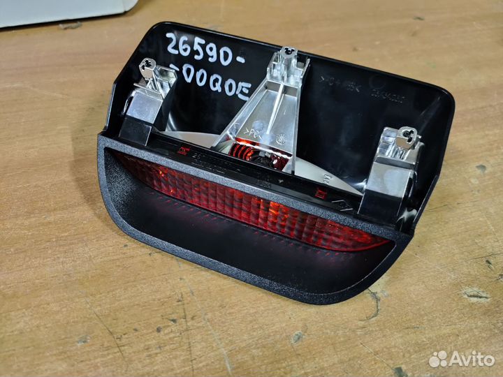 Стоп сигнал Ниссан Террано D10 2659000Q0E