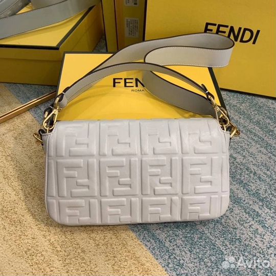 Сумка Fendi натуральная кожа