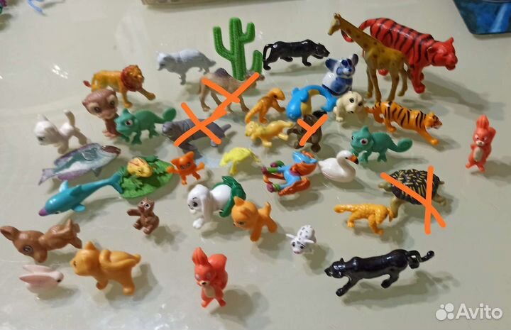 Фигурки разных животных. Игрушки