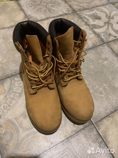 Ботинки демисезонные 38 размер