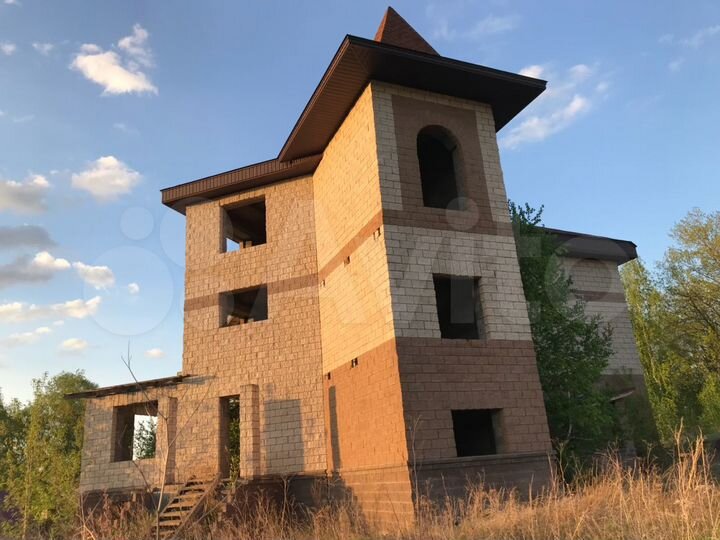 Коттедж 517 м² на участке 35 сот.