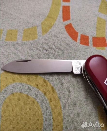Victorinox Huntsman (1.3713) 91 мм.15 функций