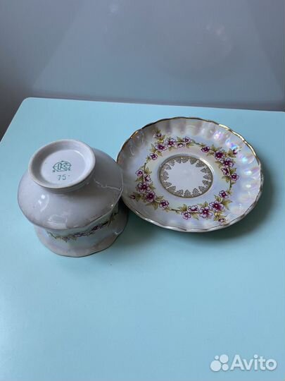 Набор посуды чашки