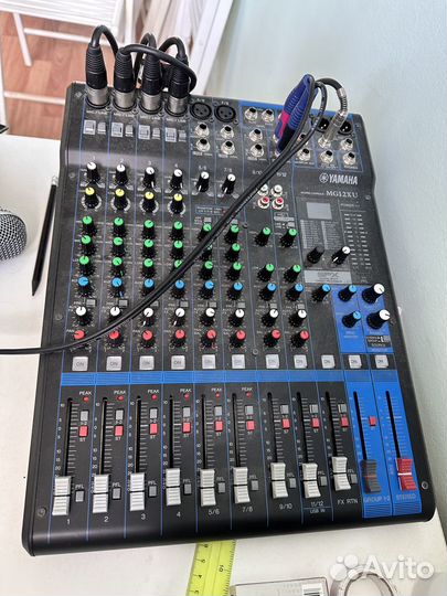 Микшерный пульт yamaha