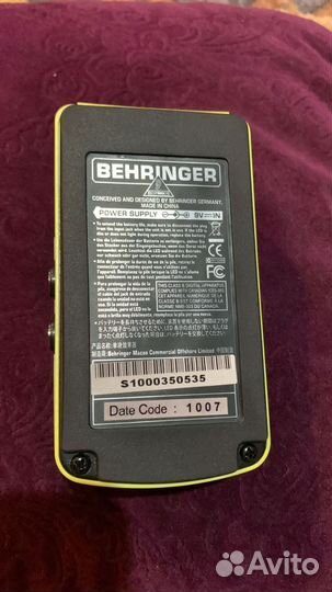 Гитарные педали Behringer DW400 и UT300