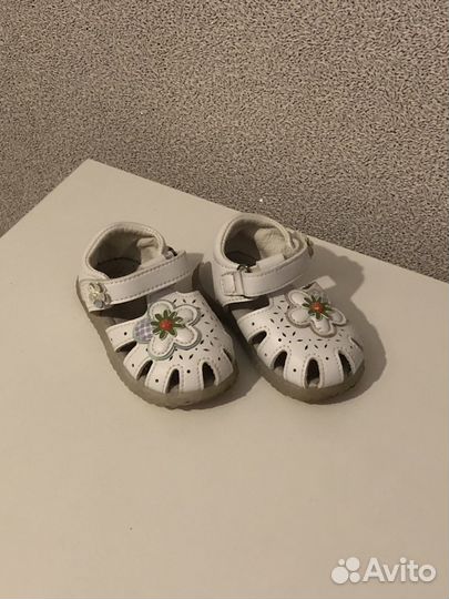 Босоножки для девочки