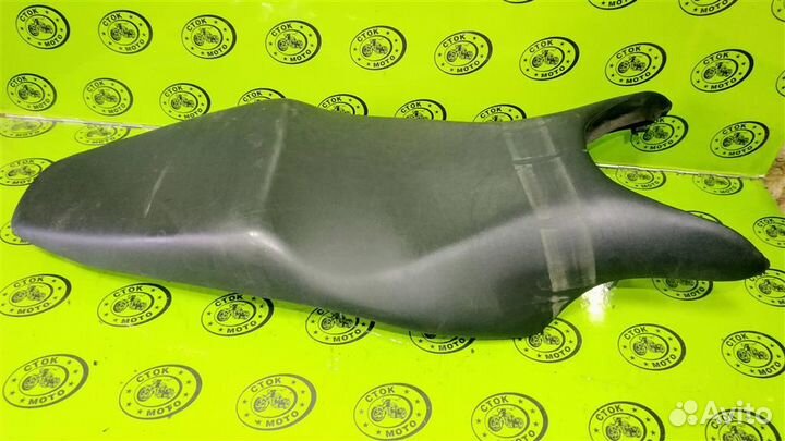 Сиденье Honda VFR800F2