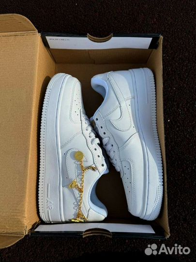 Nike Air Force 1