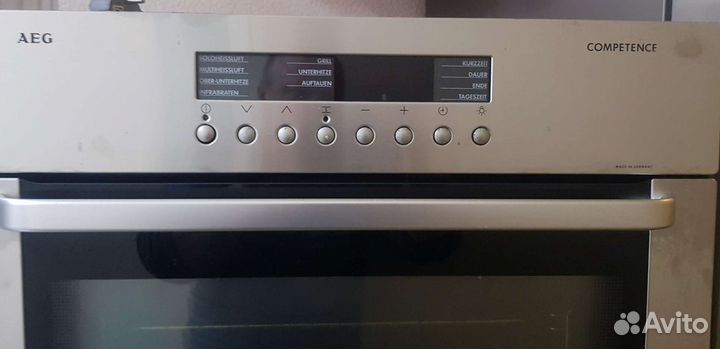 Духовой шкаф aeg