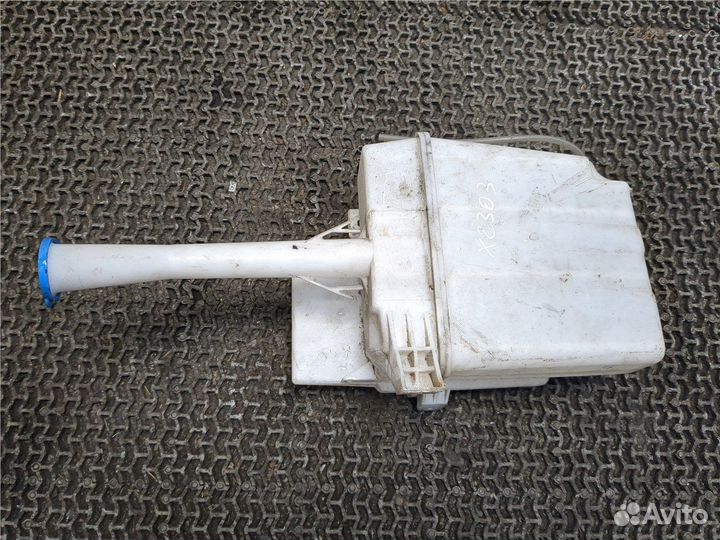 Бачок омывателя Toyota Corolla E12, 2005