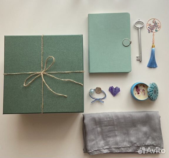 Подарок девушке, подарочный набор со свечой