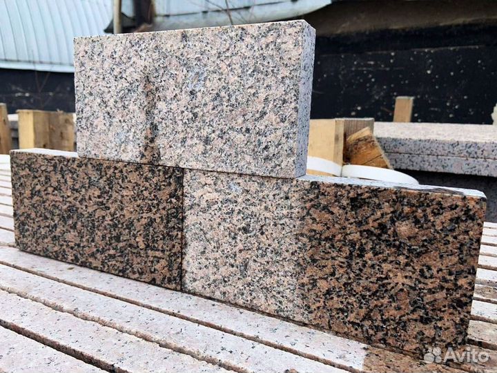 Гранитная плита 600х300х20