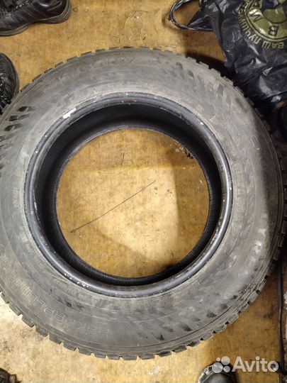 Nokian Tyres Hakkapeliitta 9 SUV 235/65 R17 108