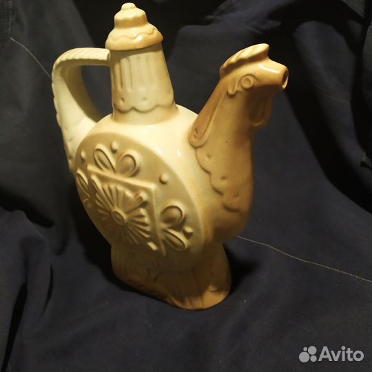 Графин, чайник, кувшин