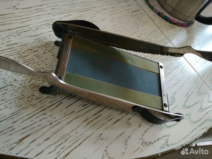 Старинный нож для обрезки фотографии