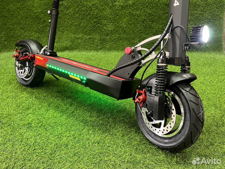 Kugoo M4 электросамокат