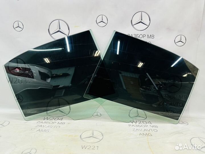 Стекло двери заднее левое Mercedes W204 М271.8