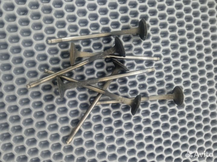 Suzuki gsxr 600 k8 k9 k10 n735 Клапан выпускной