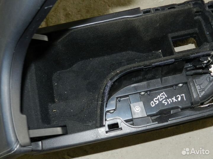 Подлокотник Lexus IS250/350 2014