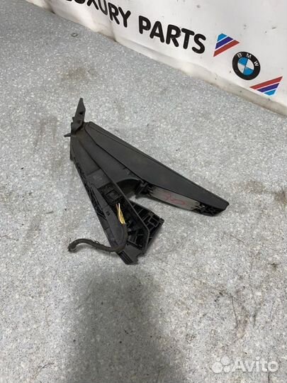 Педаль газа Bmw 7 F01 N63B44