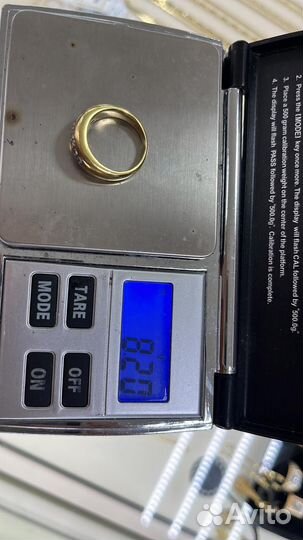 Золотое кольцо с бриллиантами