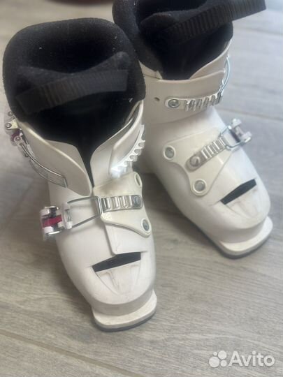 Горнолыжные ботинки детские 19 19.5