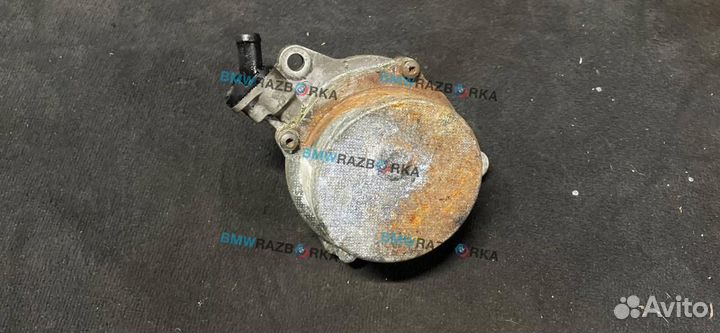 Вакуумный насос BMW X5 E70 2009 700437012