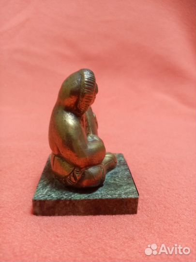 Статуэтки бронзовые 