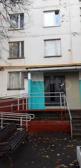 Комната 15,8 м² в 3-к., 2/9 эт.