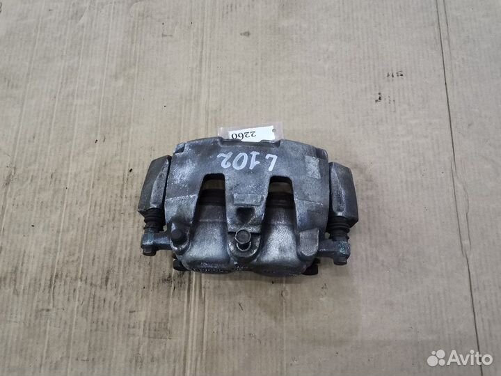 Суппорт передний правый