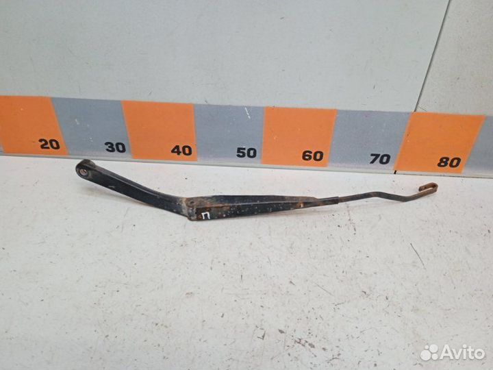 Поводок стеклоочистителя передний правый Daewoo