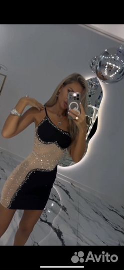 Вечернее платье со стразами 42/44