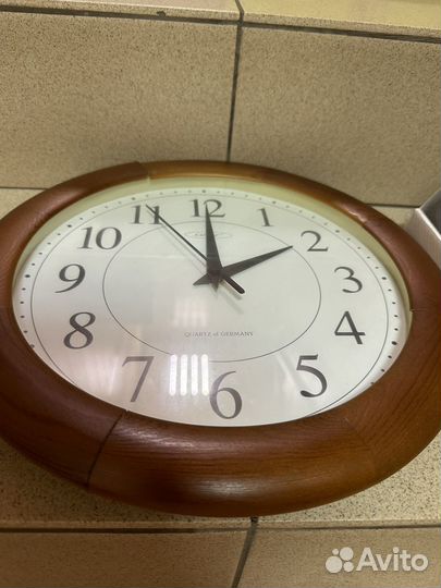 Часы настенные