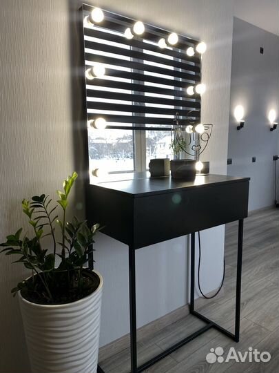 Зеркало гримерное, туалетный столик, комод