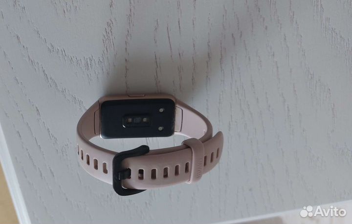 Фитнес браслет huawei band 6