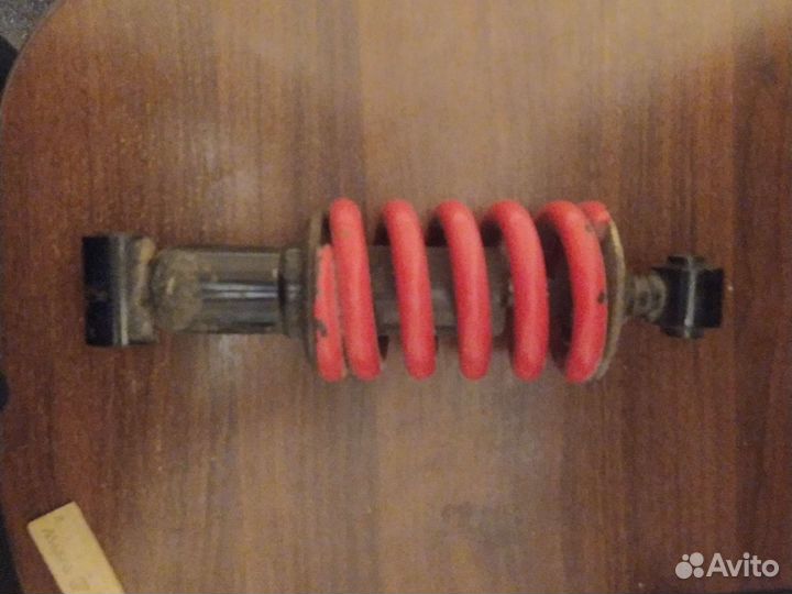 Амортизатор на мотоцикл