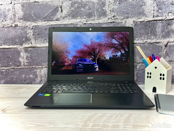 Стильный и легкий Acer на nvidia / SSD
