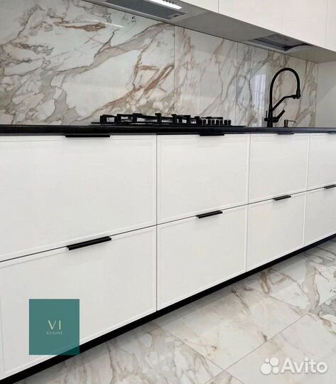 Кухонный гарнитур новый