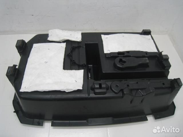 Ящик для инструментов Nissan Juke F15