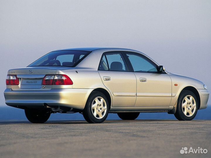 Фонарь Mazda 626 gf