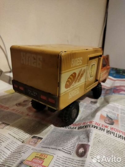 Игрушки из СССР машинки