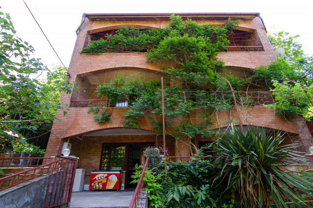 Комната 25 м², 3/3 эт.