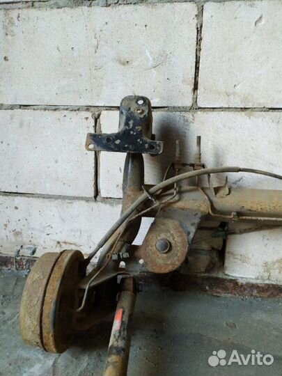 Балка задняя задняя Renault Symbol 1 2002