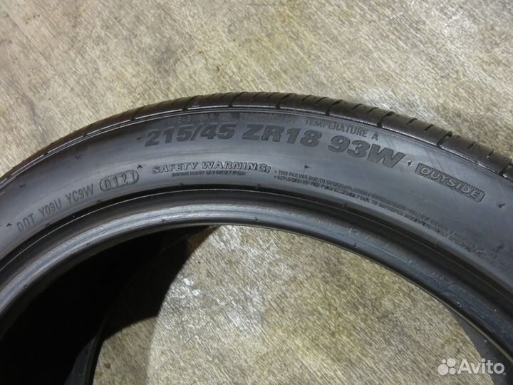 Kumho Ecsta 4X II 215/45 R18 93W