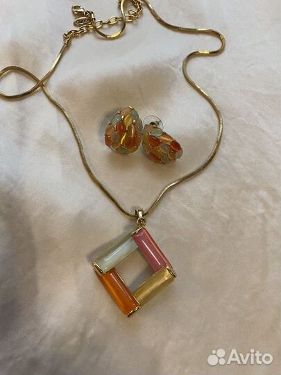 Колье с серьгами