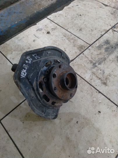 Кулак передний opel vactra b