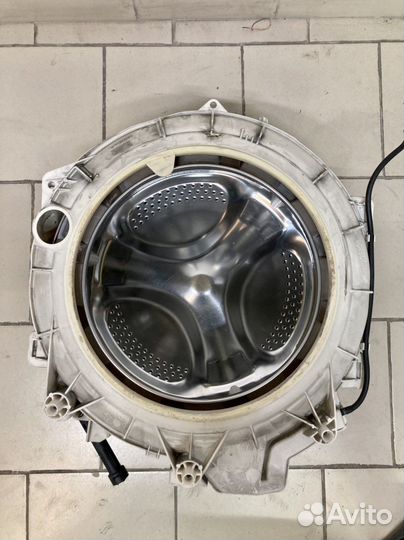 Бак стиральной машины Hotpoint-Ariston